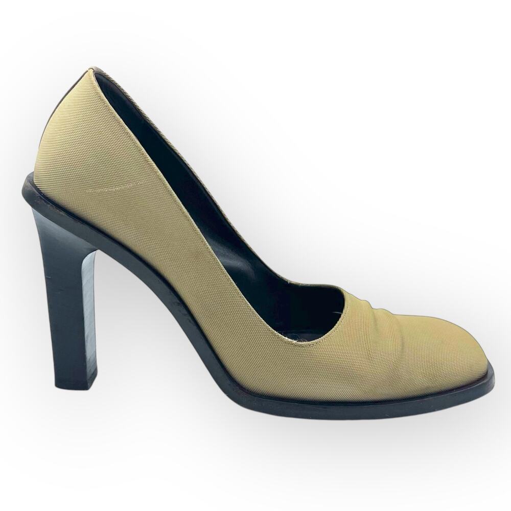 Gucci Pumps Leather and Honeycomb Olive Gold Wooden Square Heel Vintage Luxury